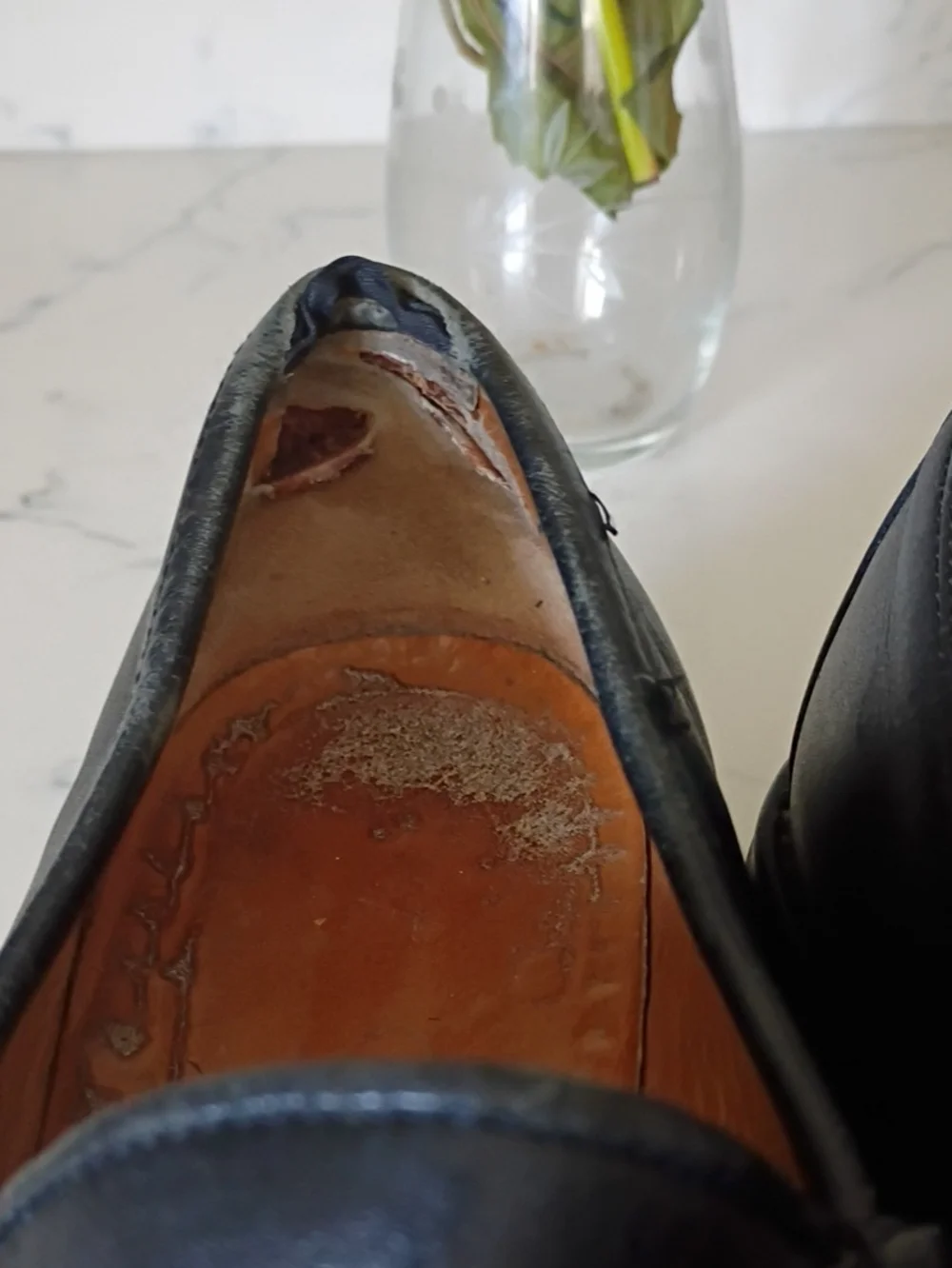 Gucci Black Leather  Loafers for Men